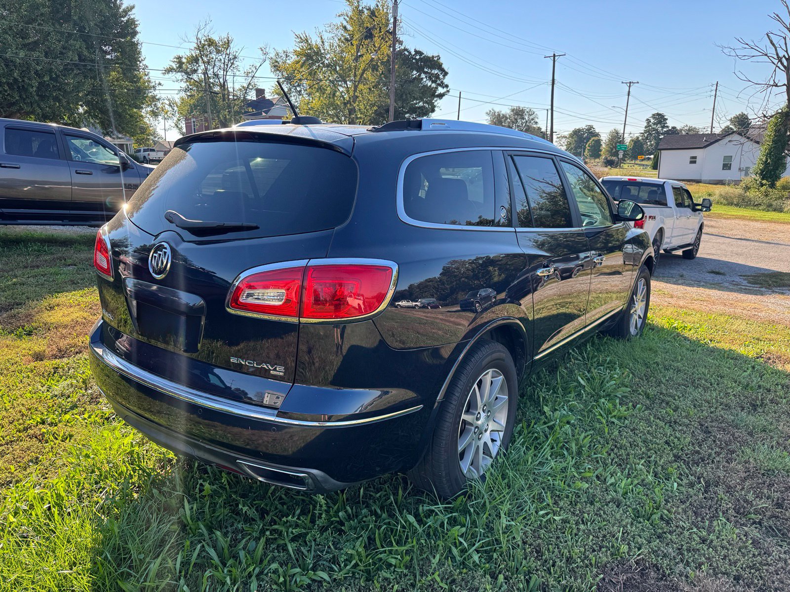 Used 2016 Buick Enclave Leather AWD/4WD image 6