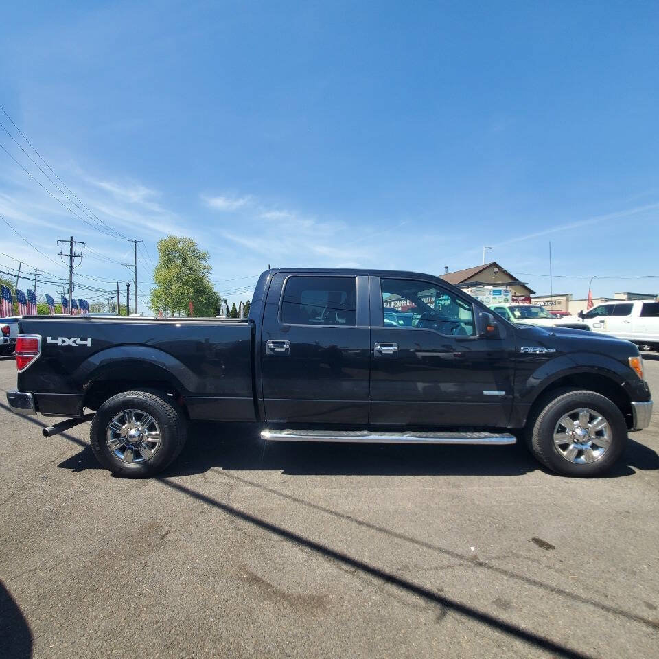 Used 2012 Ford F150 XLT w/ XLT Chrome Pkg AWD/4WD image 8