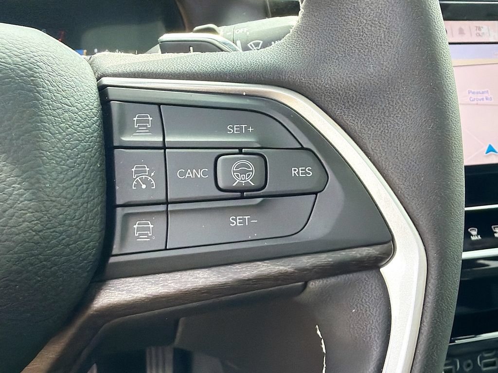 New 2026 Jeep Grand Cherokee Limited w/ Limited Altitude Package AWD/4WD image 37