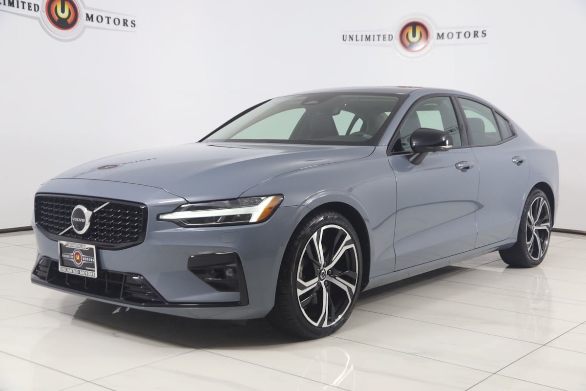 Used 2023 Volvo S60 B5 Plus AWD/4WD image 5
