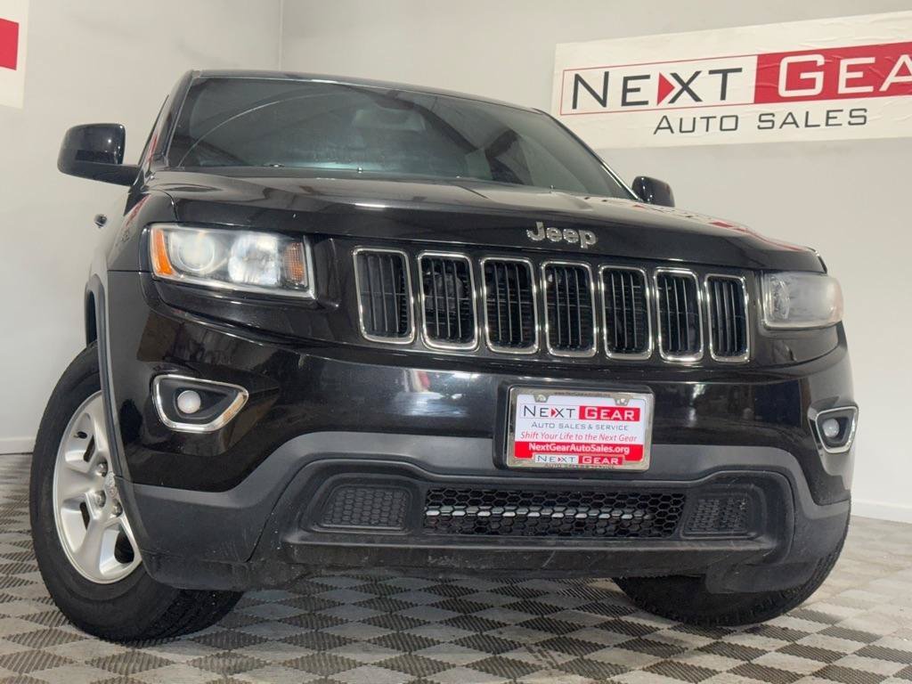 Used 2016 Jeep Grand Cherokee Laredo w/ Quick Order Package 23E AWD/4WD image 3