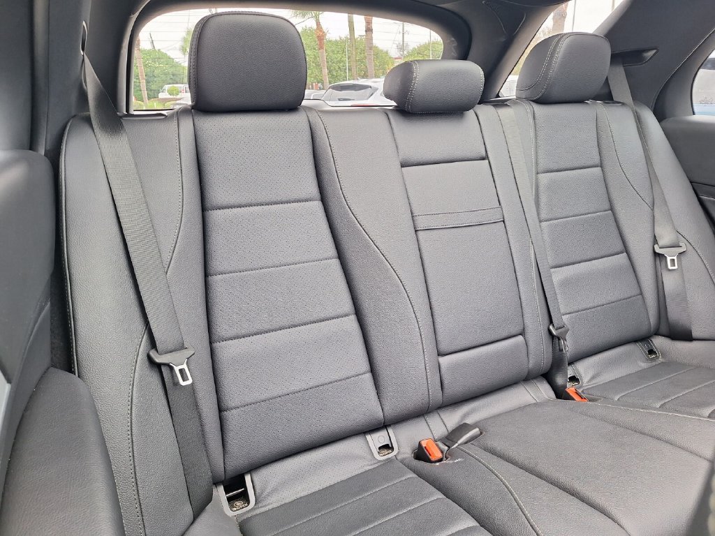 Used 2025 Mercedes-Benz GLE 350 4MATIC image 31