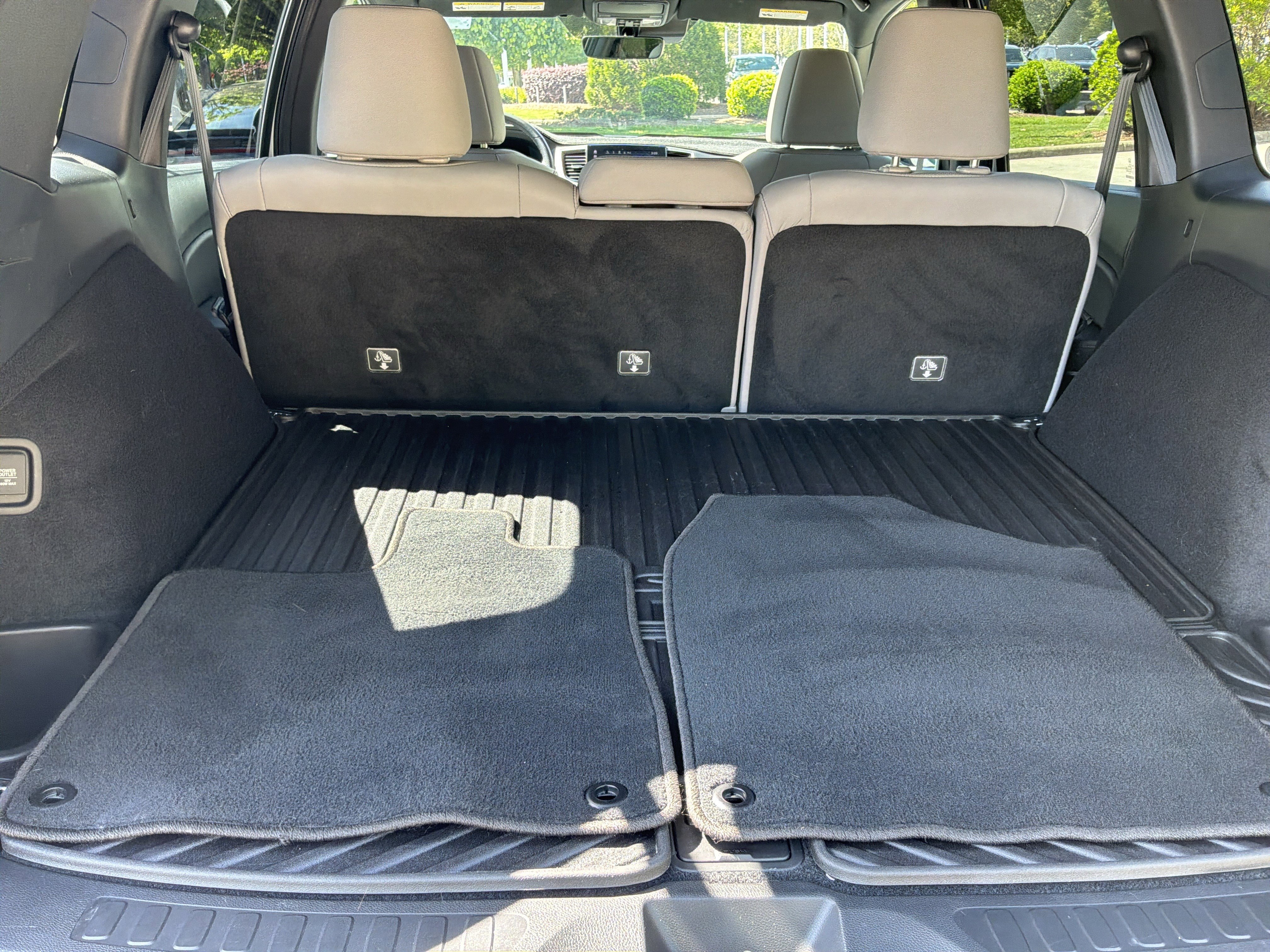 Used 2023 Honda Passport EX-L image 32