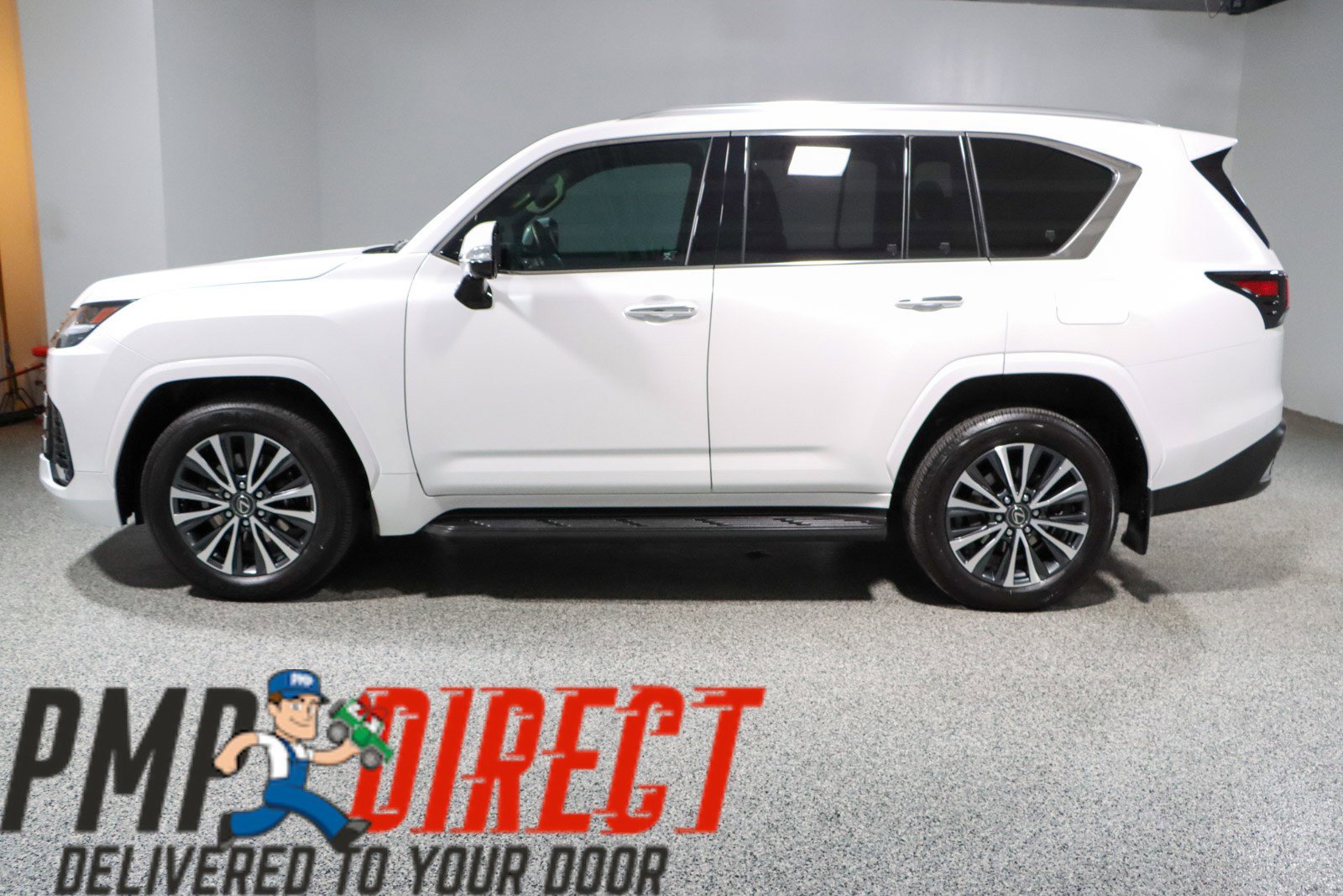 Used 2024 Lexus LX 600 4WD w/ Interior Upgrade Package image 10