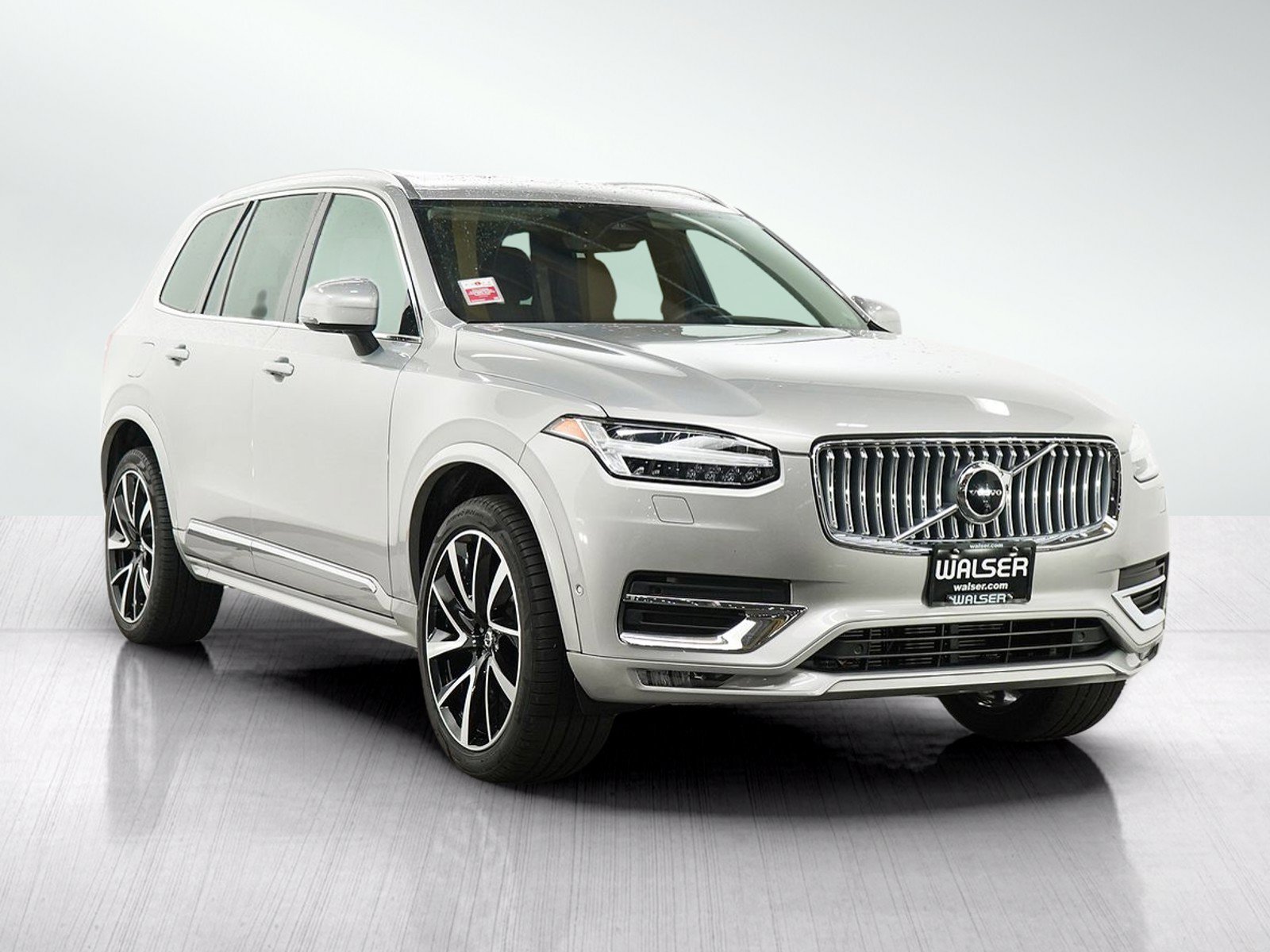 Used 2023 Volvo XC90 B6 Plus AWD/4WD image 7