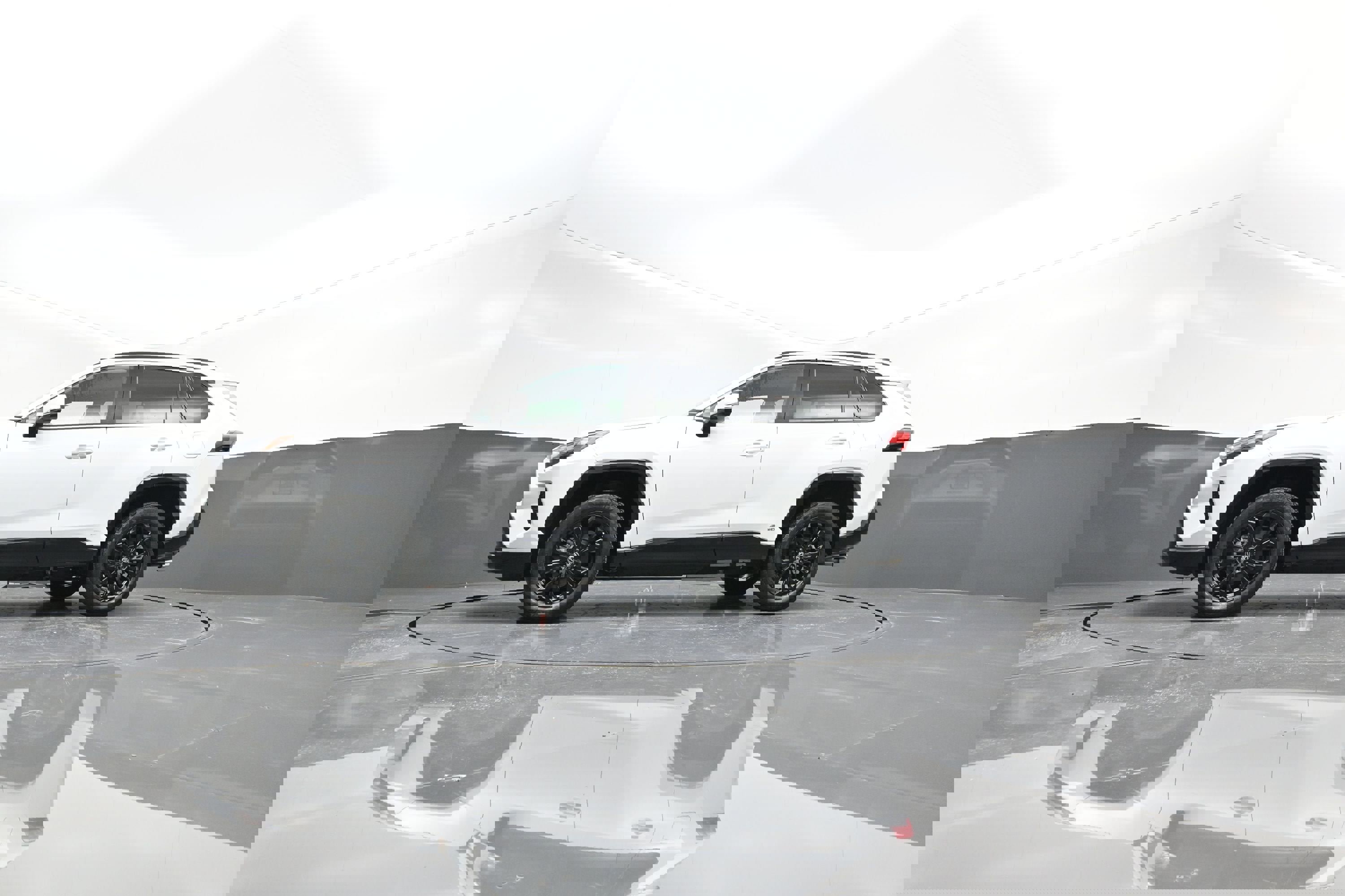 Used 2023 Toyota RAV4 SE image 38