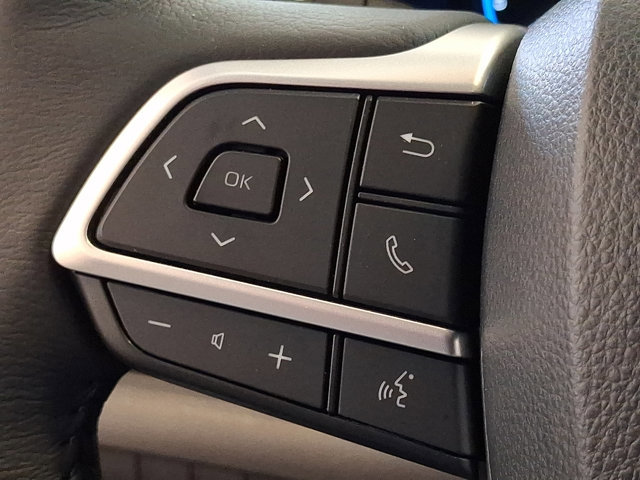 Used 2026 Toyota Sienna XLE image 23