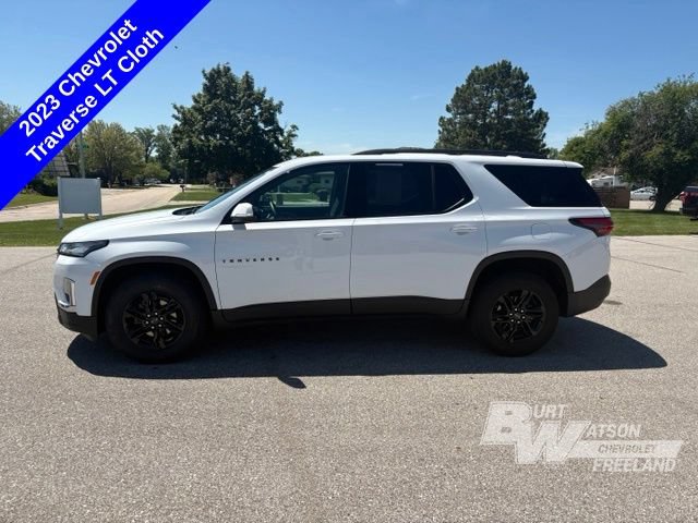 Used 2023 Chevrolet Traverse LT FWD image 3