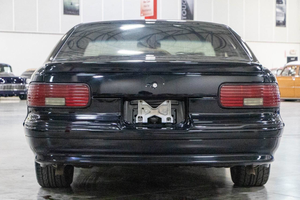 Used 1995 Chevrolet Impala SS RWD image 6