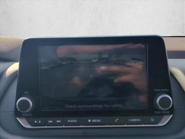 Used 2023 Nissan Rogue SV image 13