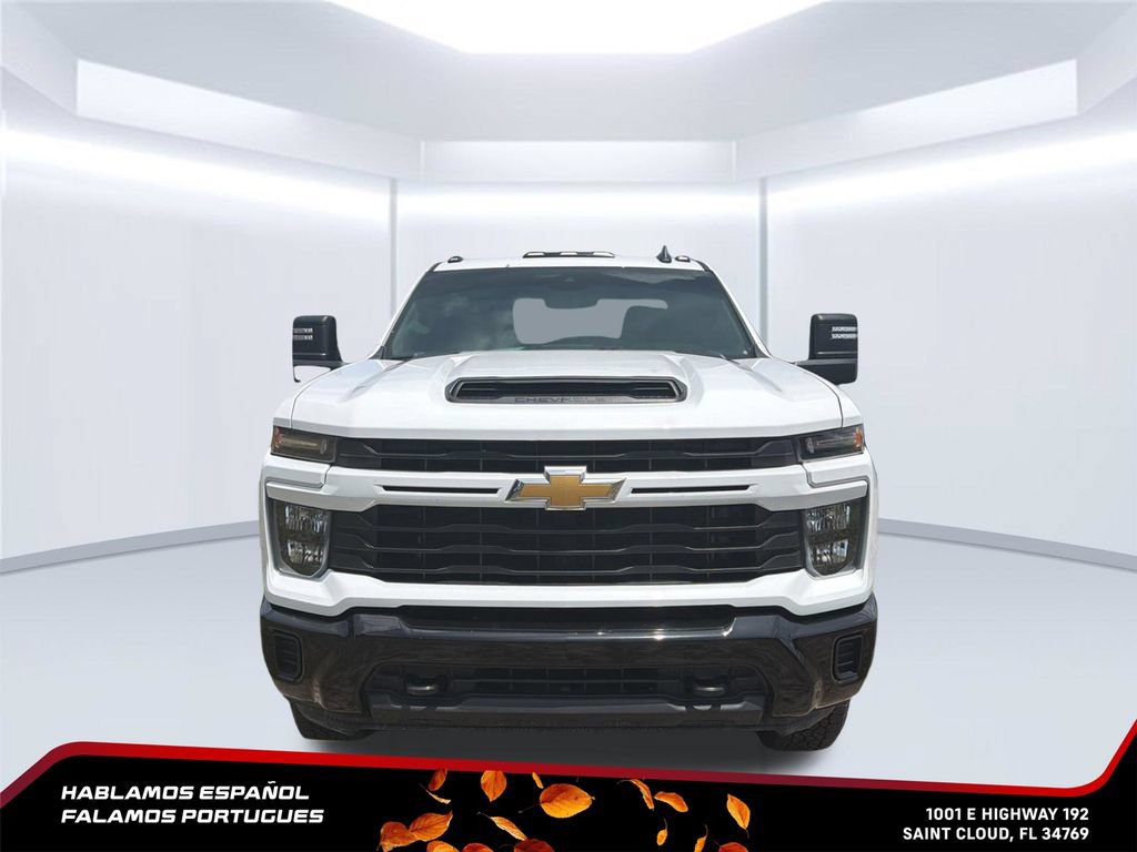 Used 2024 Chevrolet Silverado 2500 Custom w/ Custom Value Package AWD/4WD image 10