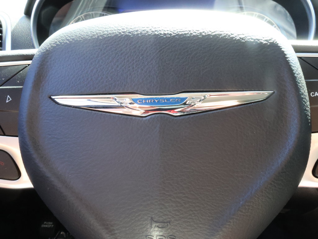 Used 2019 Chrysler 300 Touring w/ Driver Convenience Group RWD image 26