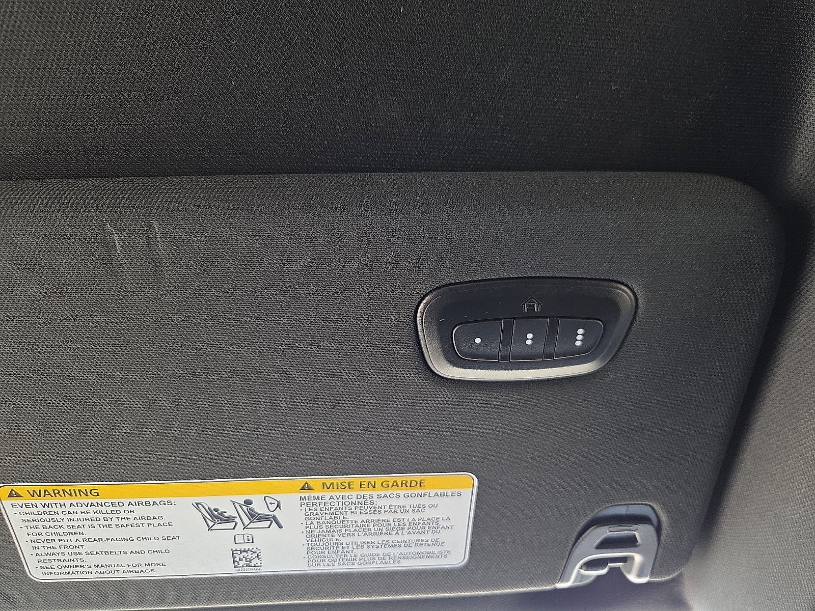 Used 2025 RAM 1500 Laramie AWD/4WD image 20