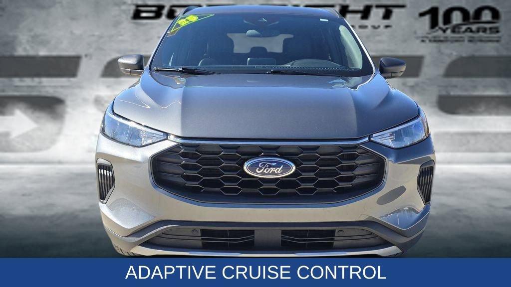 Used 2025 Ford Escape ST-Line image 9
