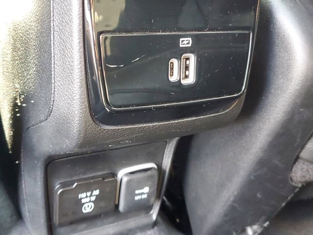 Used 2022 Jeep Compass Latitude w/ Sun and Sound Group AWD/4WD image 12