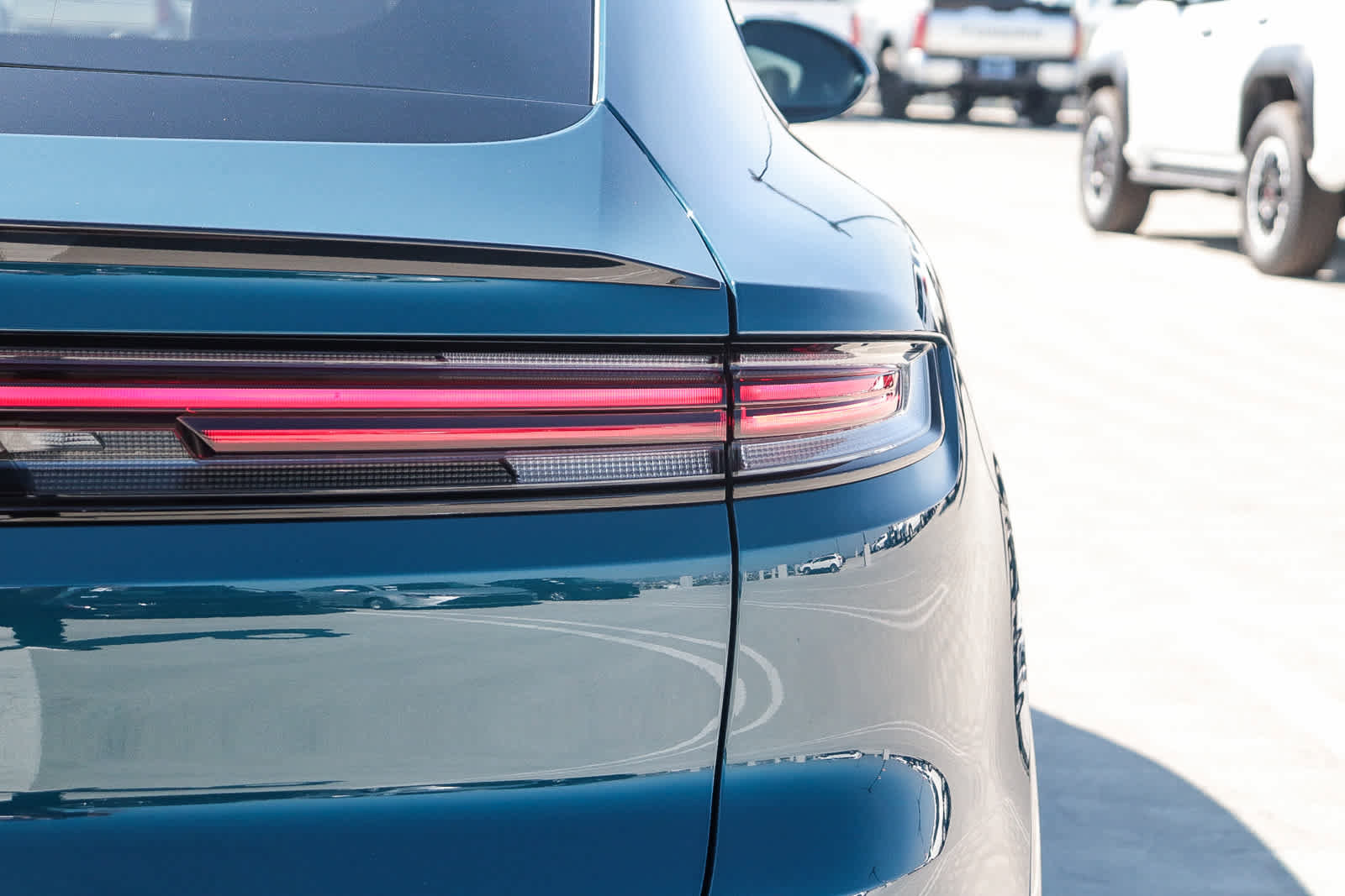 Used 2025 Porsche Cayenne Coupe image 10