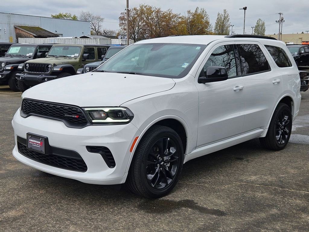 Certified 2025 Dodge Durango GT w/ Blacktop Package AWD/4WD image 3