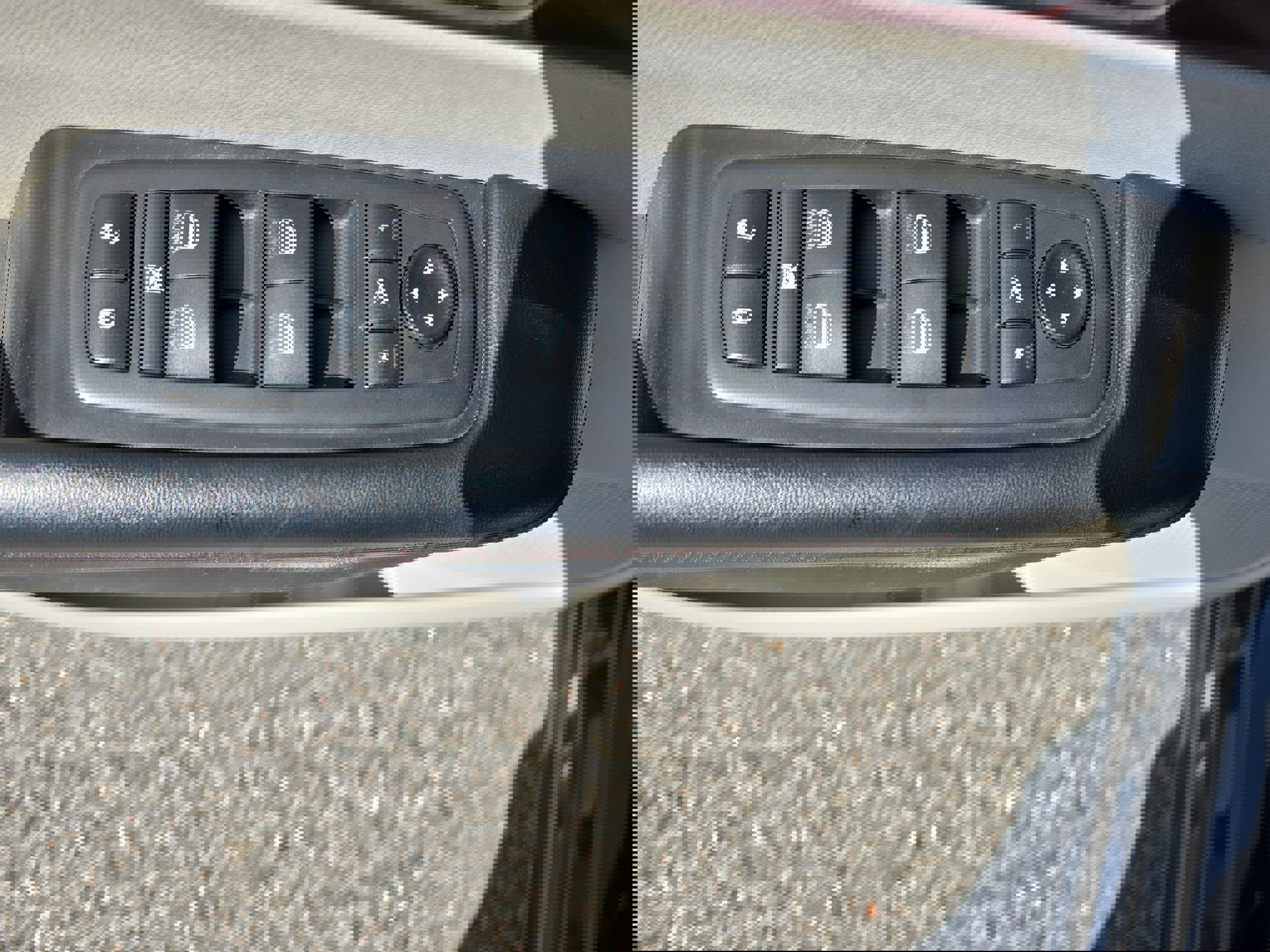 Used 2020 Chrysler Pacifica Limited image 27