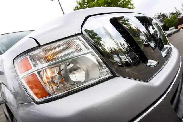 Used 2016 Nissan NV 3500 SL RWD image 13