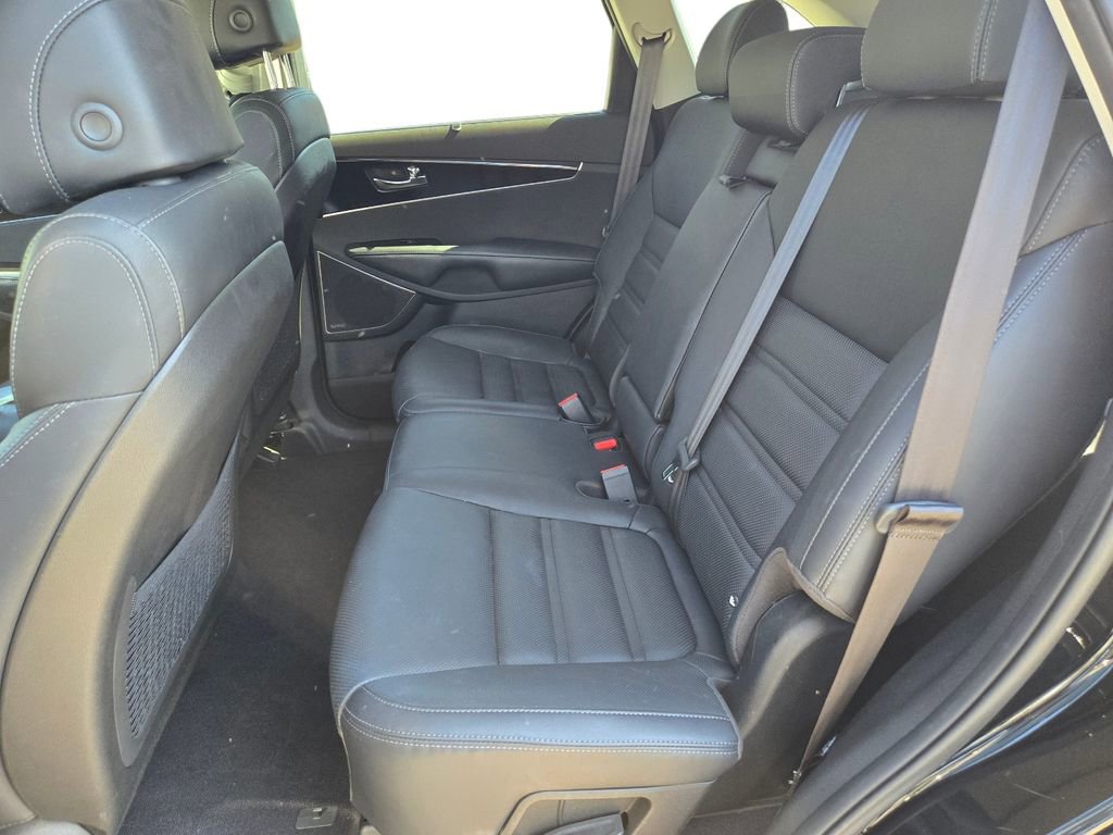 Used 2017 Kia Sorento SX image 20