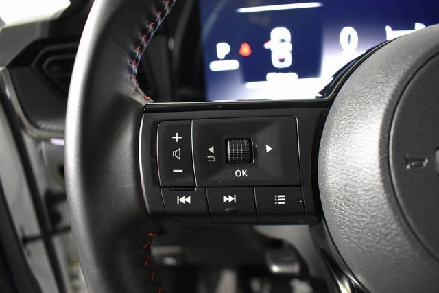 Certified 2025 Nissan Kicks SR image 14