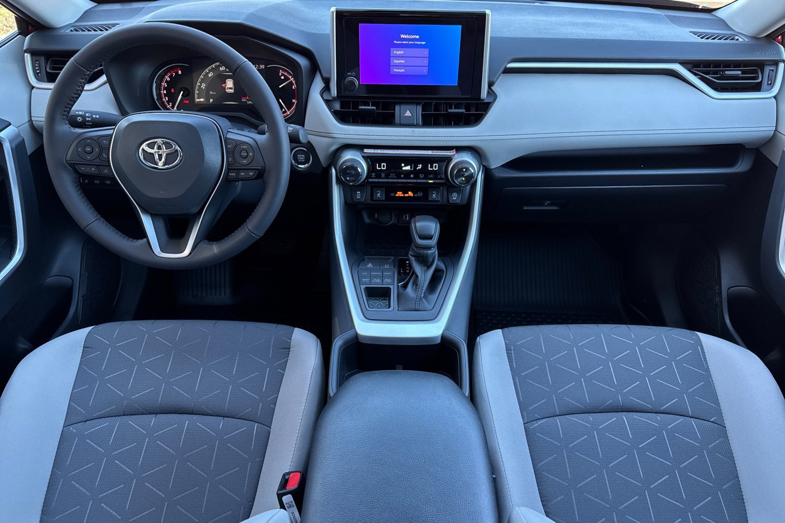 New 2025 Toyota RAV4 XLE image 13