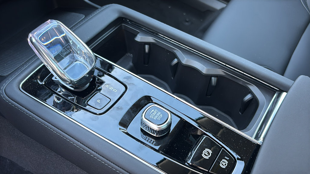 New 2027 Volvo XC90 B6 Plus AWD/4WD image 22