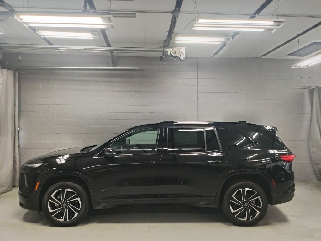 New 2026 Buick Enclave Sport Touring w/ Power Package image 18