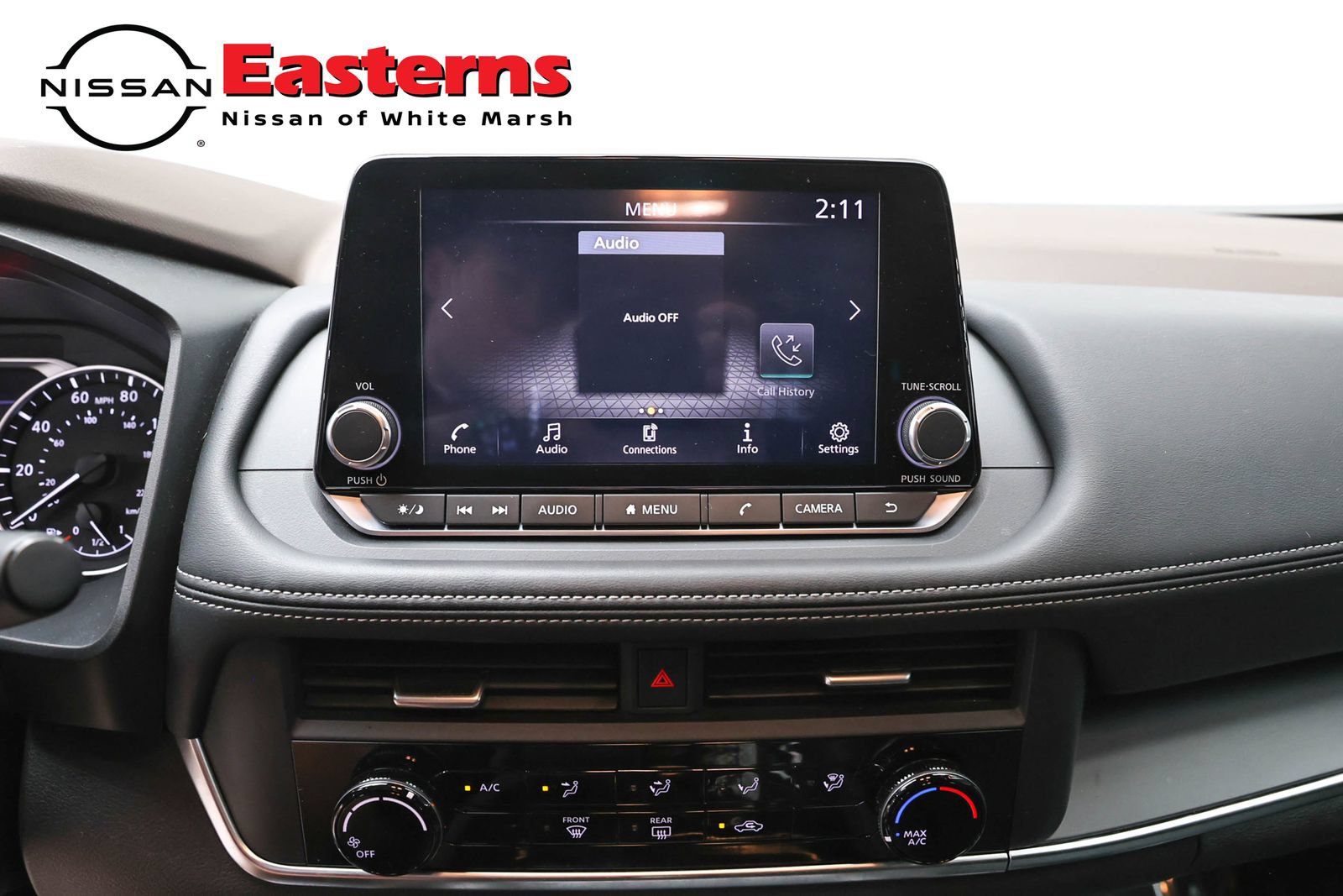 Used 2023 Nissan Rogue S AWD/4WD image 12