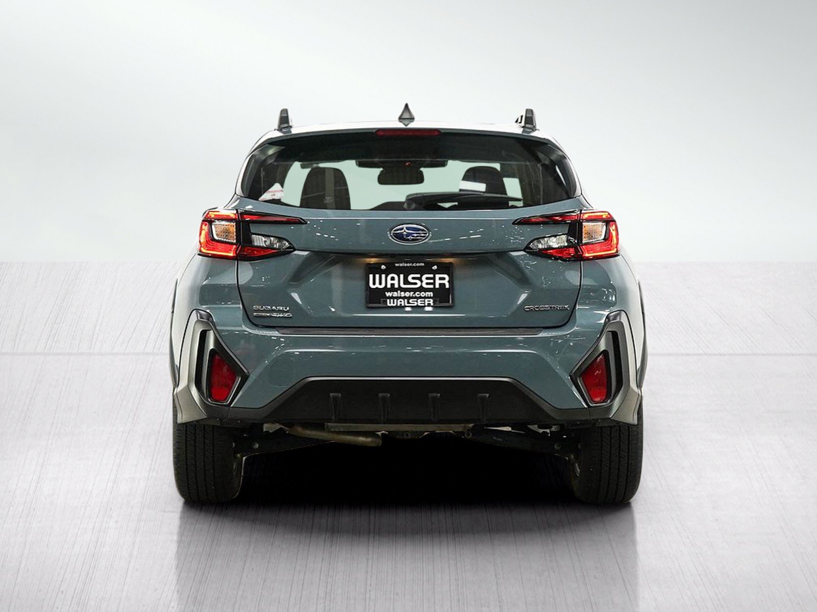 Used 2024 Subaru Crosstrek 2.0i Premium AWD/4WD image 4