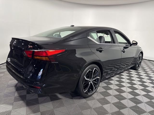 Used 2024 Nissan Altima 2.5 SR image 8
