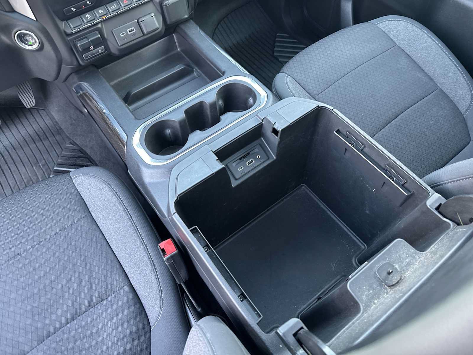 Certified 2020 Chevrolet Silverado 1500 RST AWD/4WD image 19