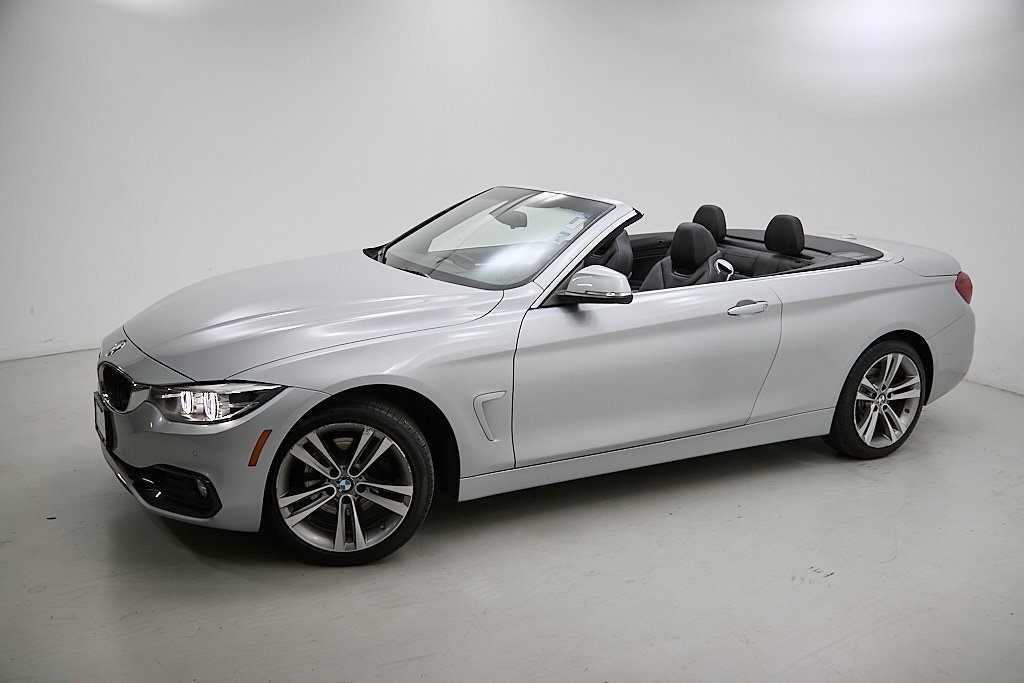 Used 2018 BMW 430i xDrive Convertible image 3