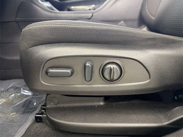 Used 2022 GMC Acadia SLE w/ Driver Convenience Package image 23