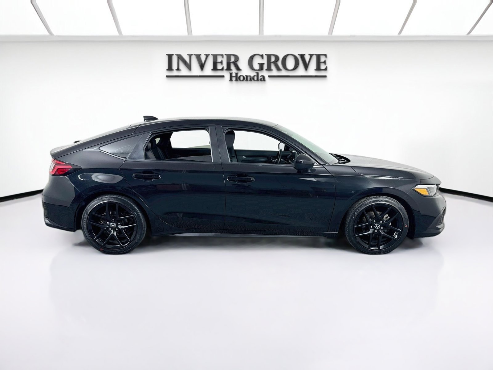 Used 2024 Honda Civic Sport image 4