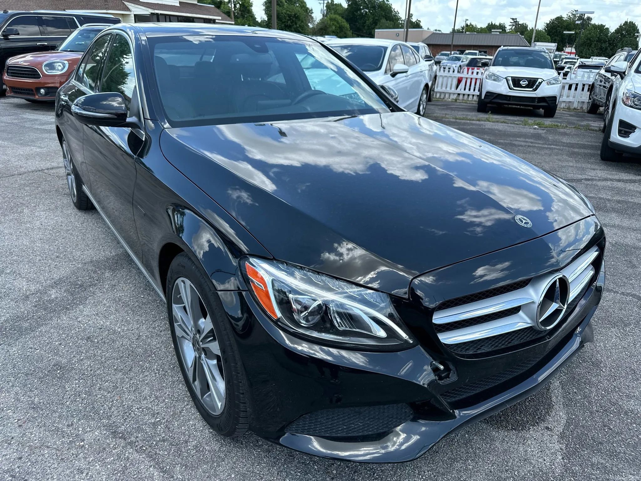 Used 2018 Mercedes-Benz C 350e Sedan w/ Premium Package image 30