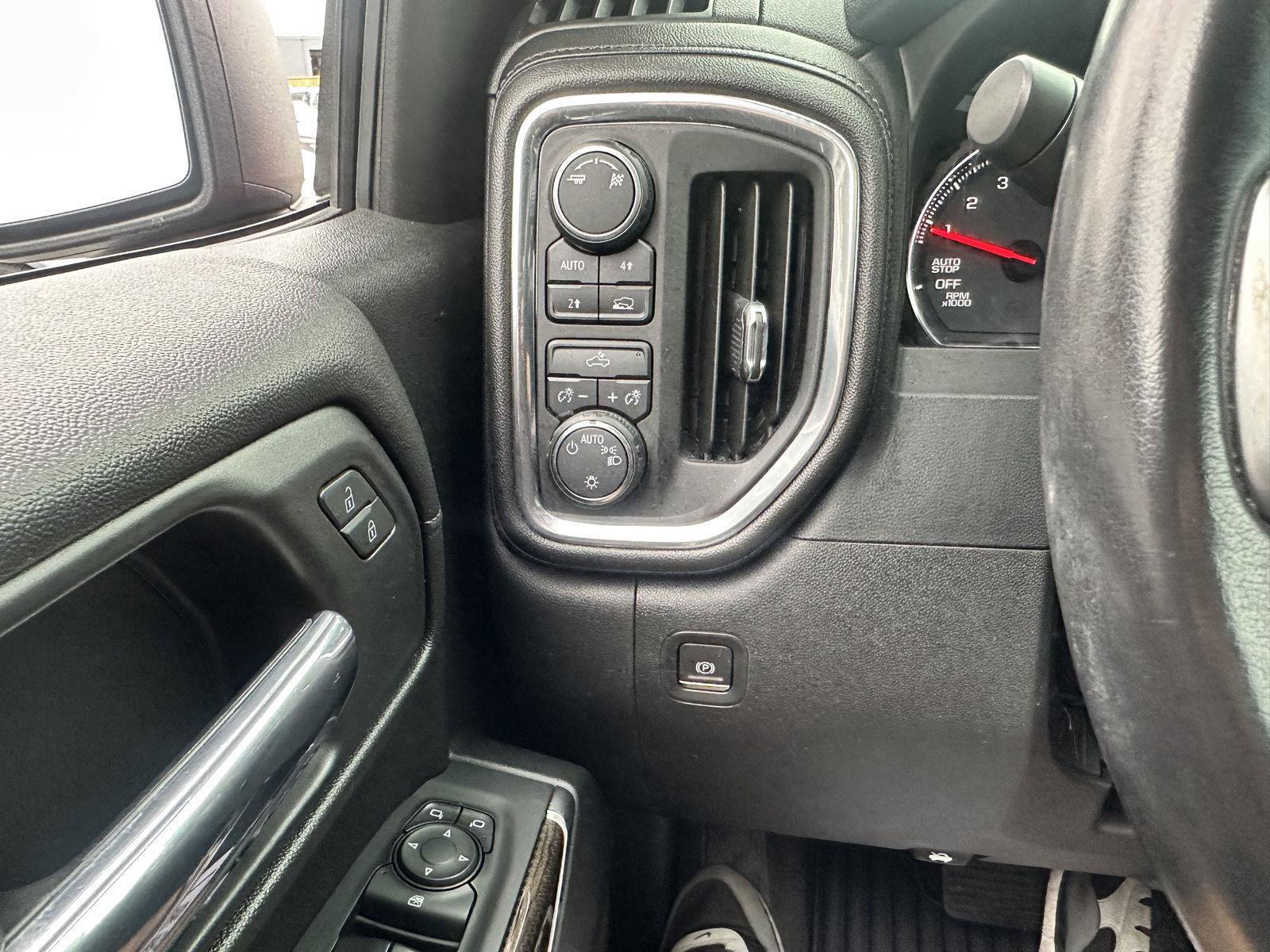 Used 2019 Chevrolet Silverado 1500 LT w/ All-Star Edition AWD/4WD image 27