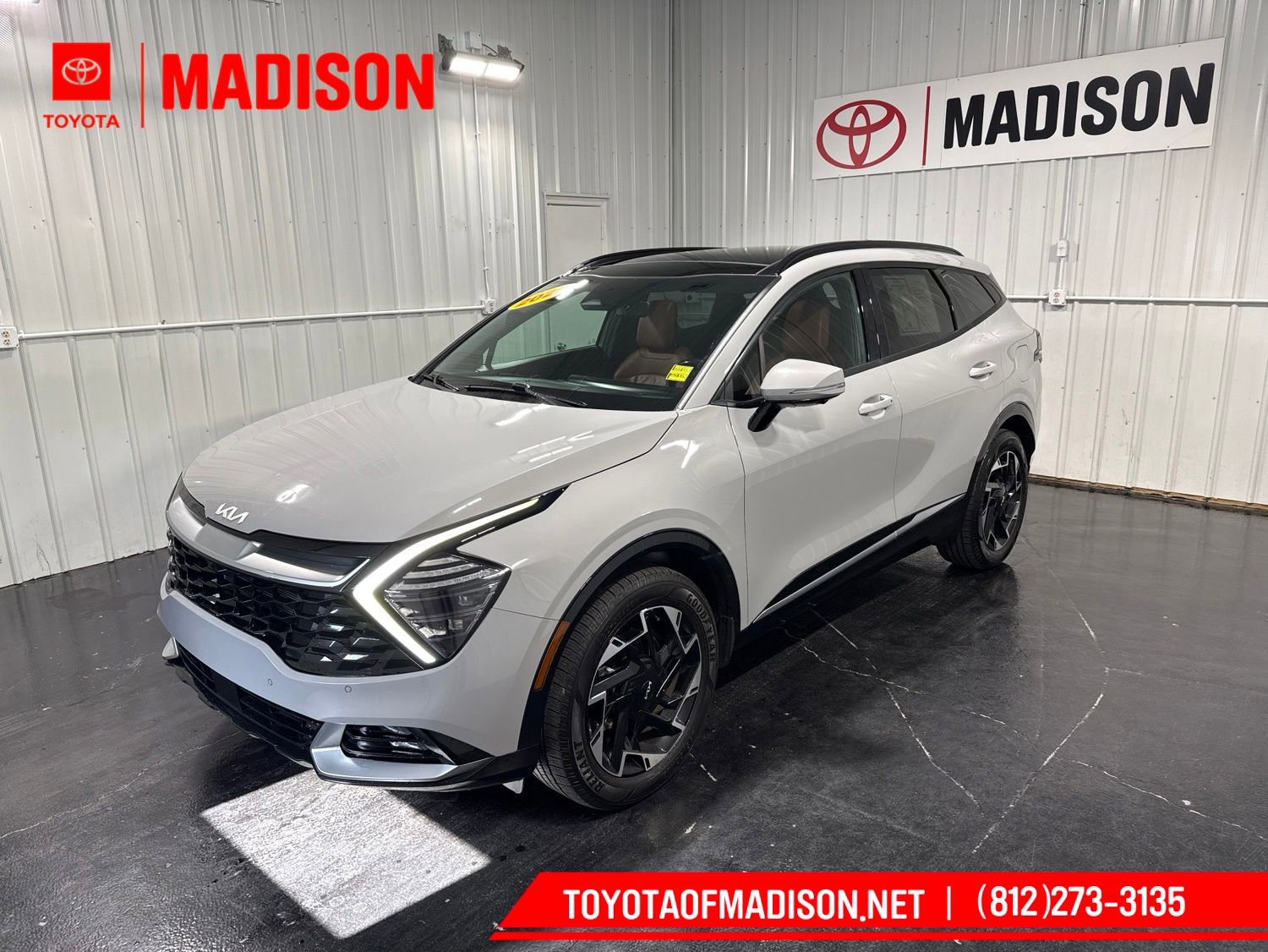 Used 2023 Kia Sportage SX AWD/4WD image 1