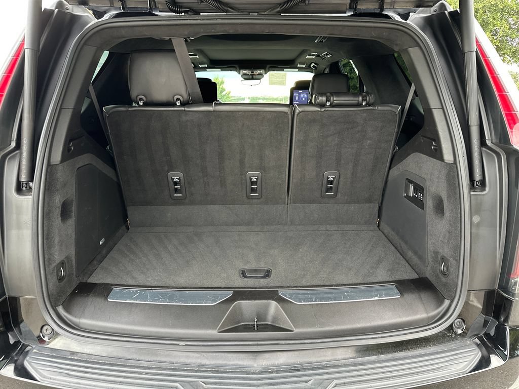 Used 2021 Cadillac Escalade Sport Platinum AWD/4WD image 39