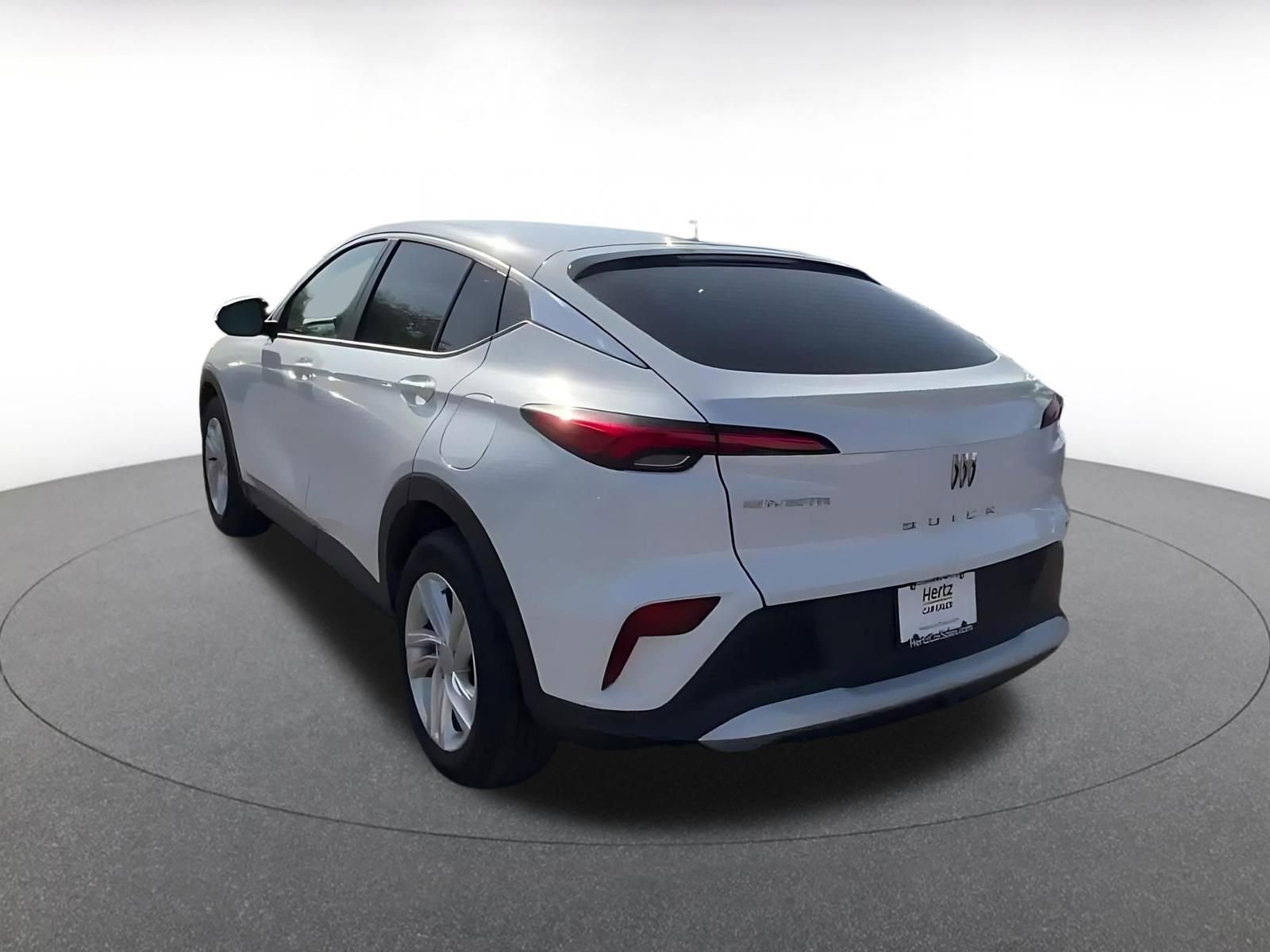 Used 2025 Buick Envista Preferred image 11