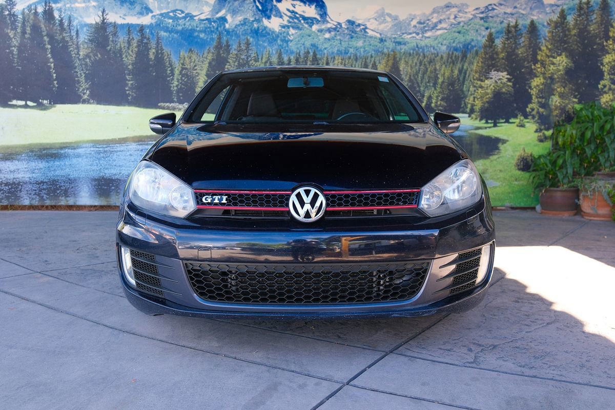 Used 2012 Volkswagen GTI 2-Door FWD image 2