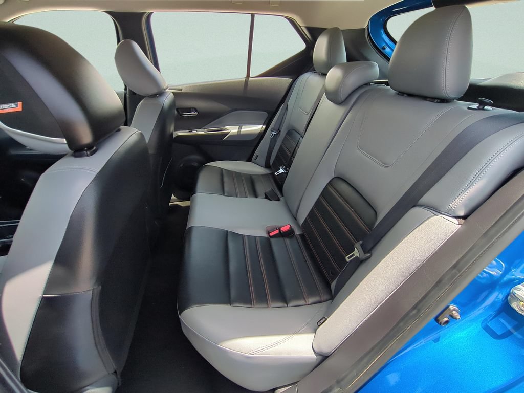Used 2024 Nissan Kicks SR w/ SR Premium Package FWD image 11