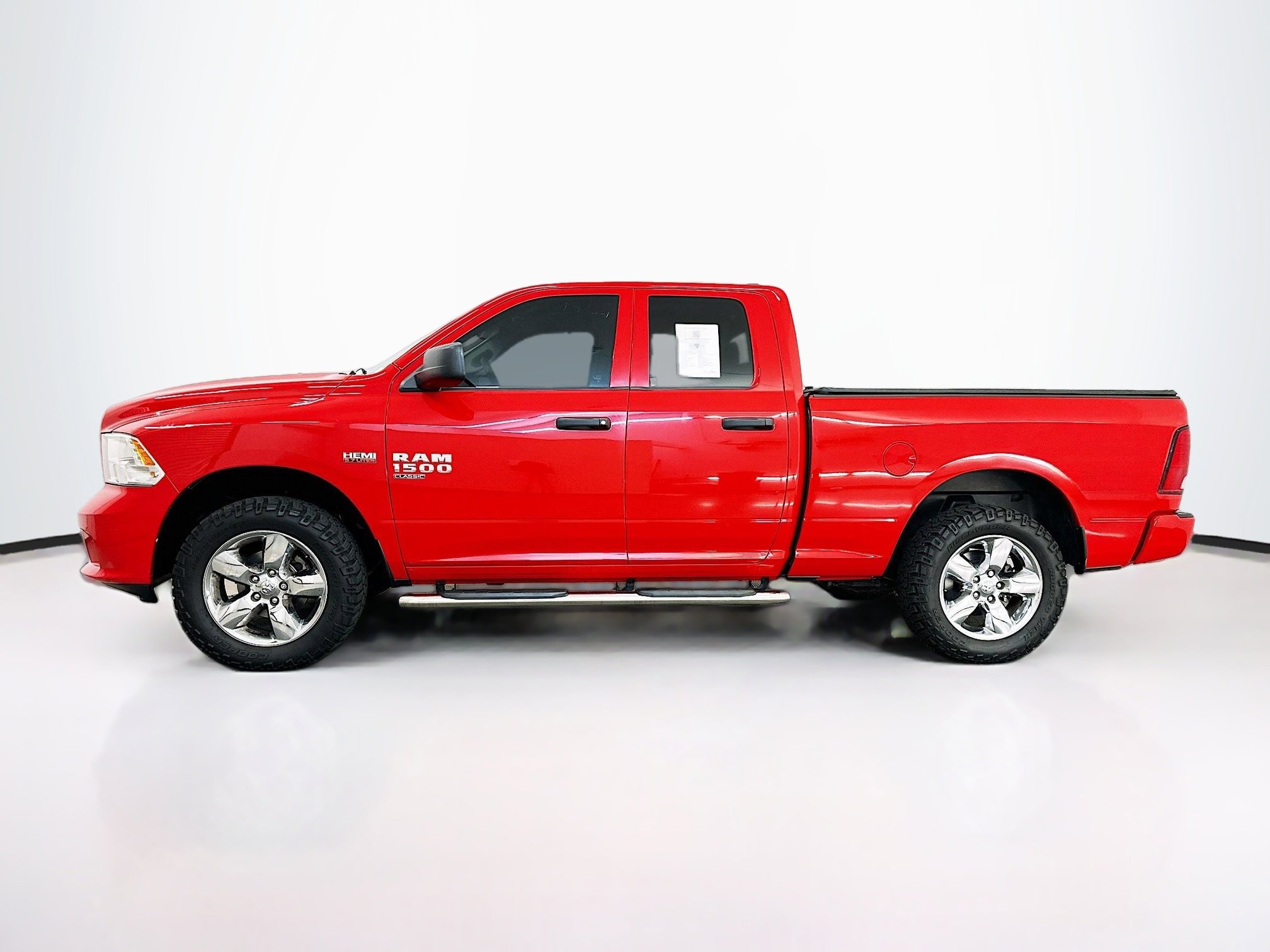 Used 2019 RAM 1500 Express w/ Express Value Package image 4