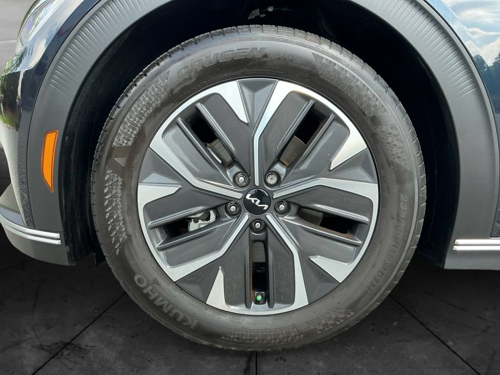 Used 2024 Kia EV6 Light AWD/4WD image 15