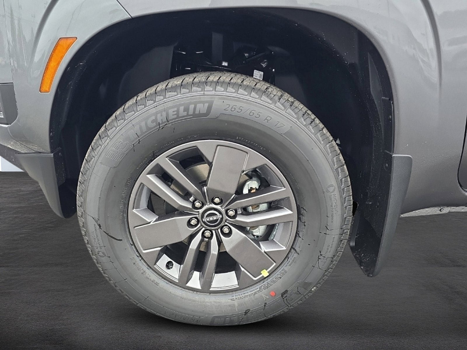 New 2026 Nissan Frontier SV w/ SV Convenience Package AWD/4WD image 9