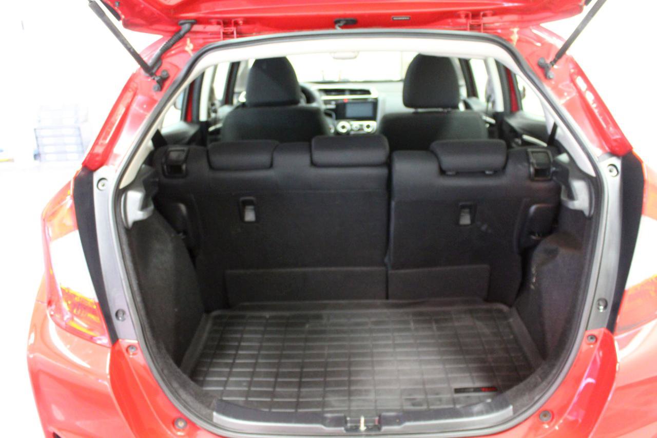 Used 2015 Honda Fit EX image 29