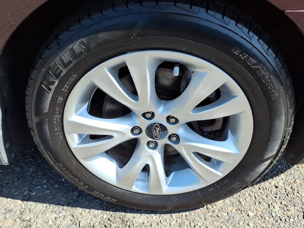 Used 2011 Ford Taurus SEL w/ 201A Rapid Spec Order Code FWD image 9