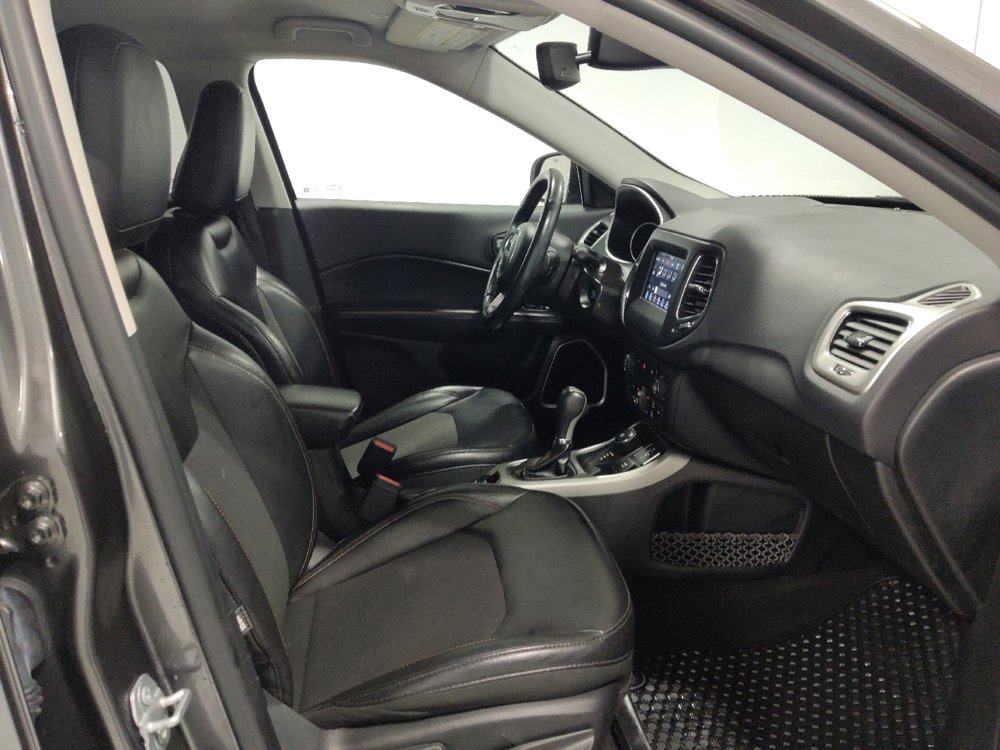 Used 2018 Jeep Compass Latitude w/ Popular Equipment Group image 21