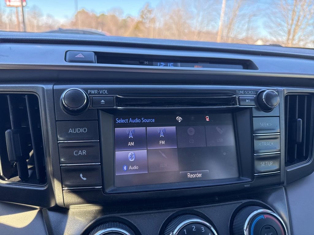 Used 2015 Toyota RAV4 LE image 25