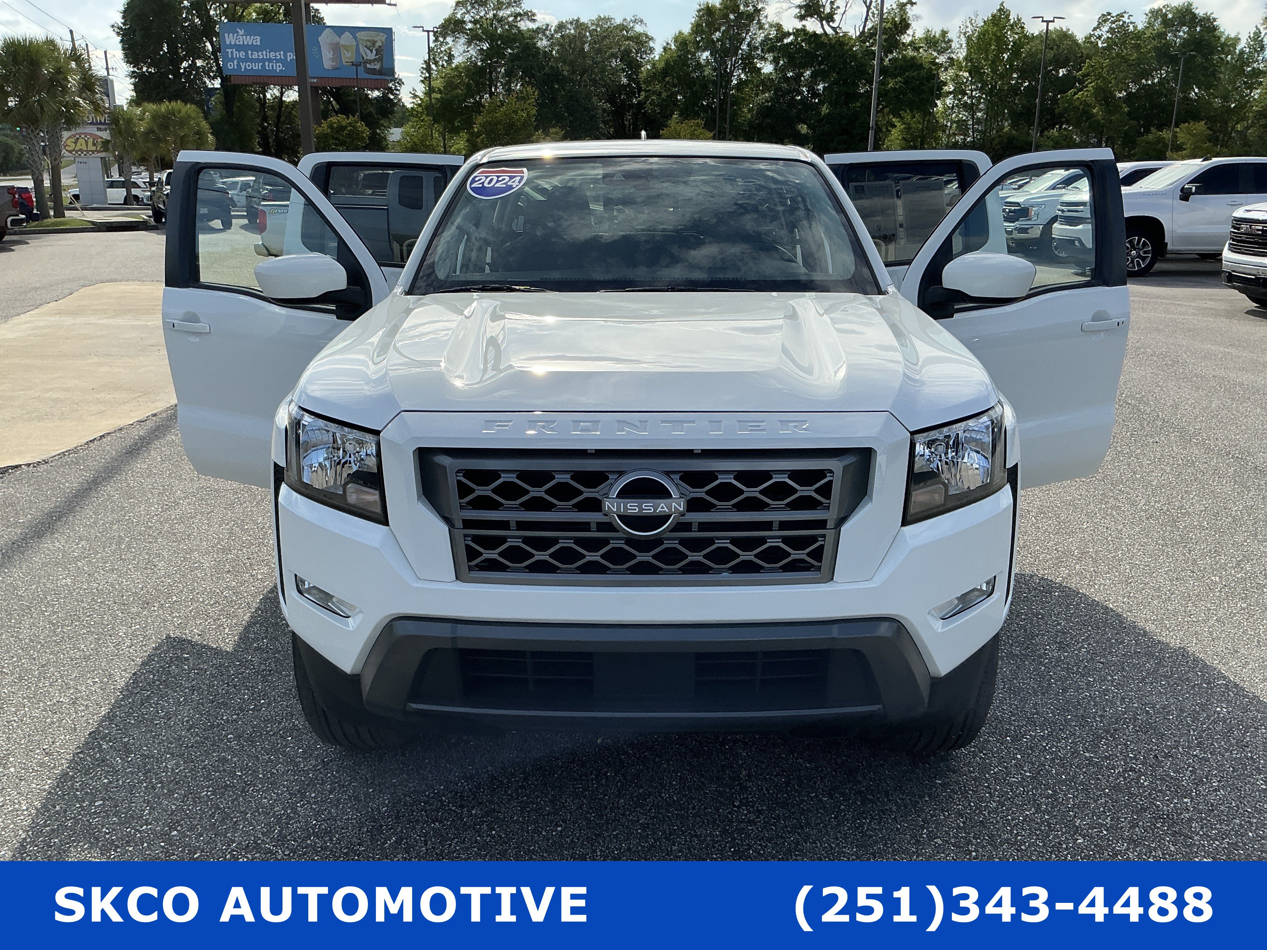Used 2024 Nissan Frontier SV w/ SV Convenience Package RWD image 30